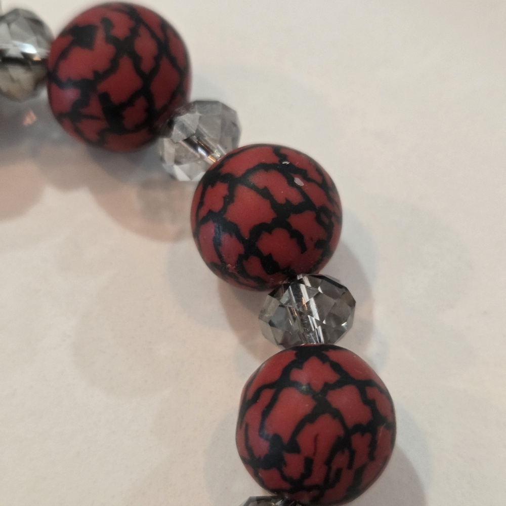 Viva Red Clay Beads PartyLite Stretch Bracelet With Rhinestones - Picture 4 of 11